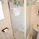 아파트 Buckingham House - 4 Bed House 레드카